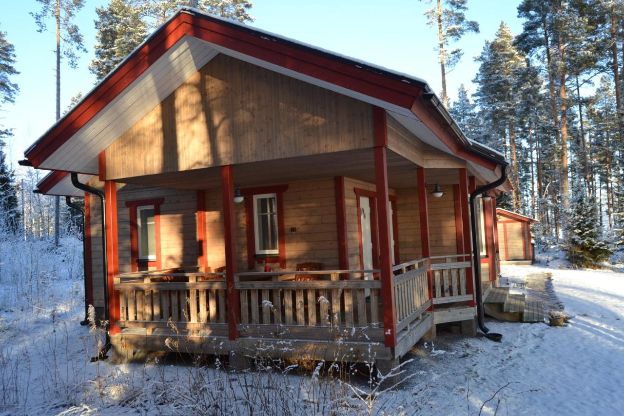Вілла Suvituuli | Paajoen Vuokramoekit Himos Екстер'єр фото