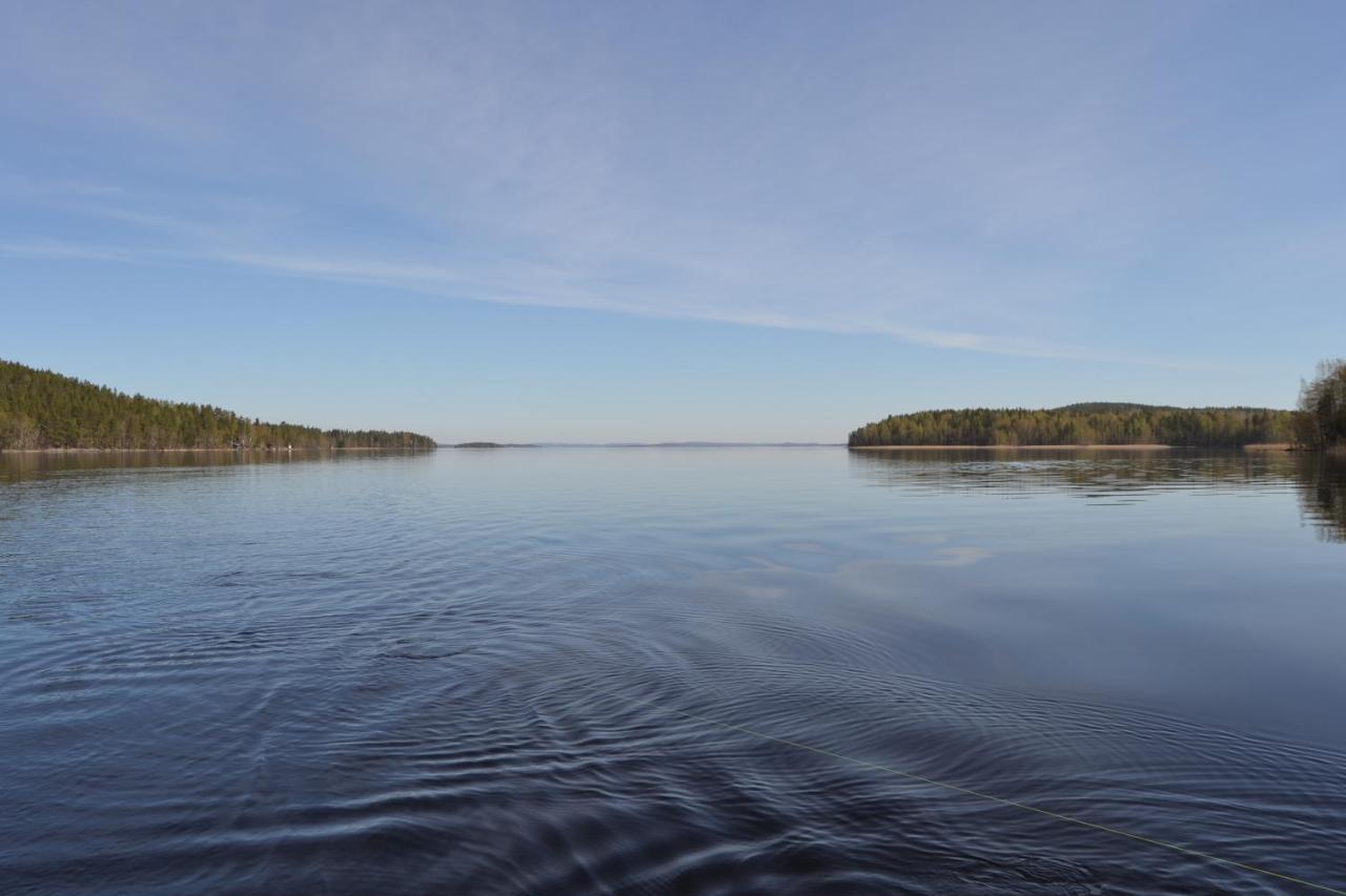 Вілла Suvituuli | Paajoen Vuokramoekit Himos Екстер'єр фото
