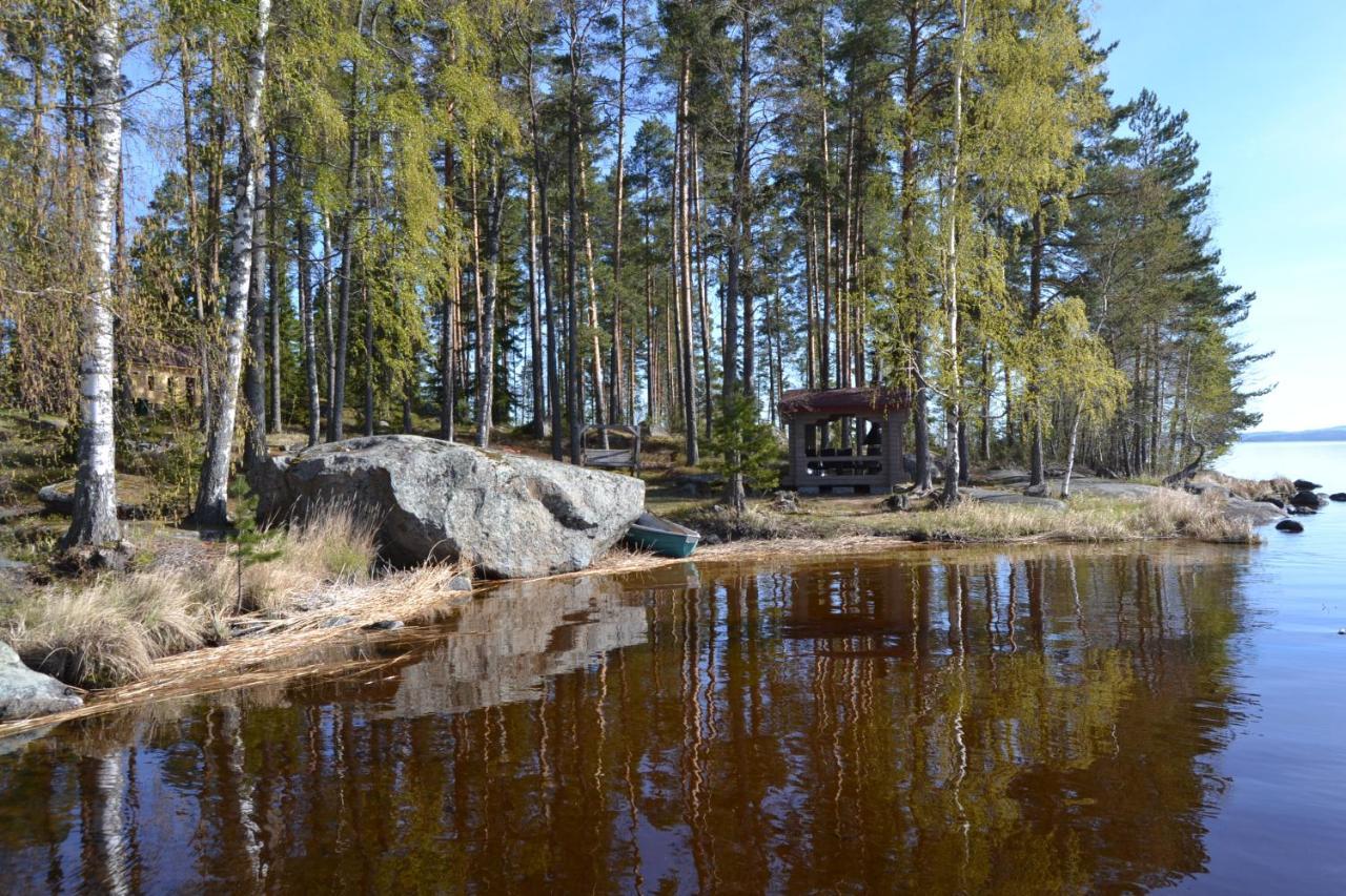 Вілла Suvituuli | Paajoen Vuokramoekit Himos Екстер'єр фото